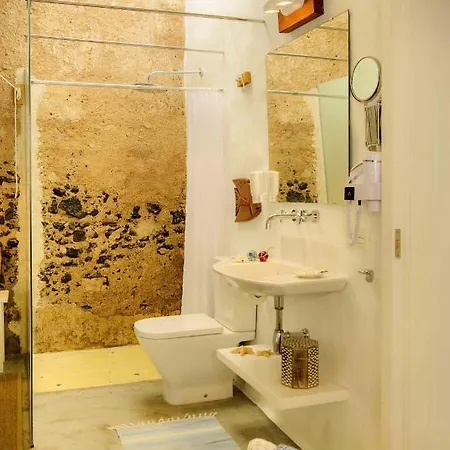 La Casa De Salinas *