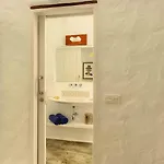 Hotel La Casa De Salinas *